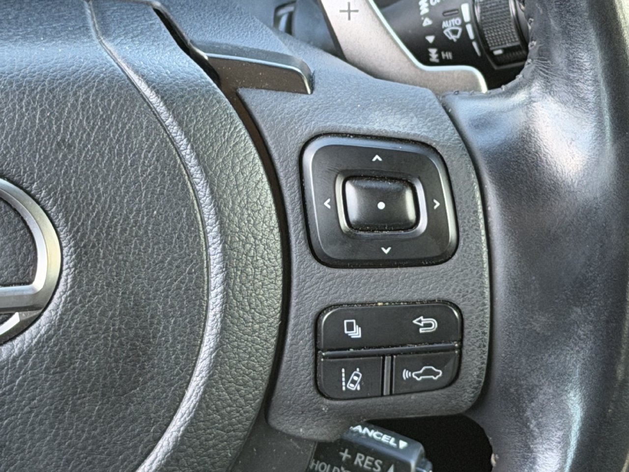 Used 2021 Lexus IS 300 w/ Comfort Package RWD image 14