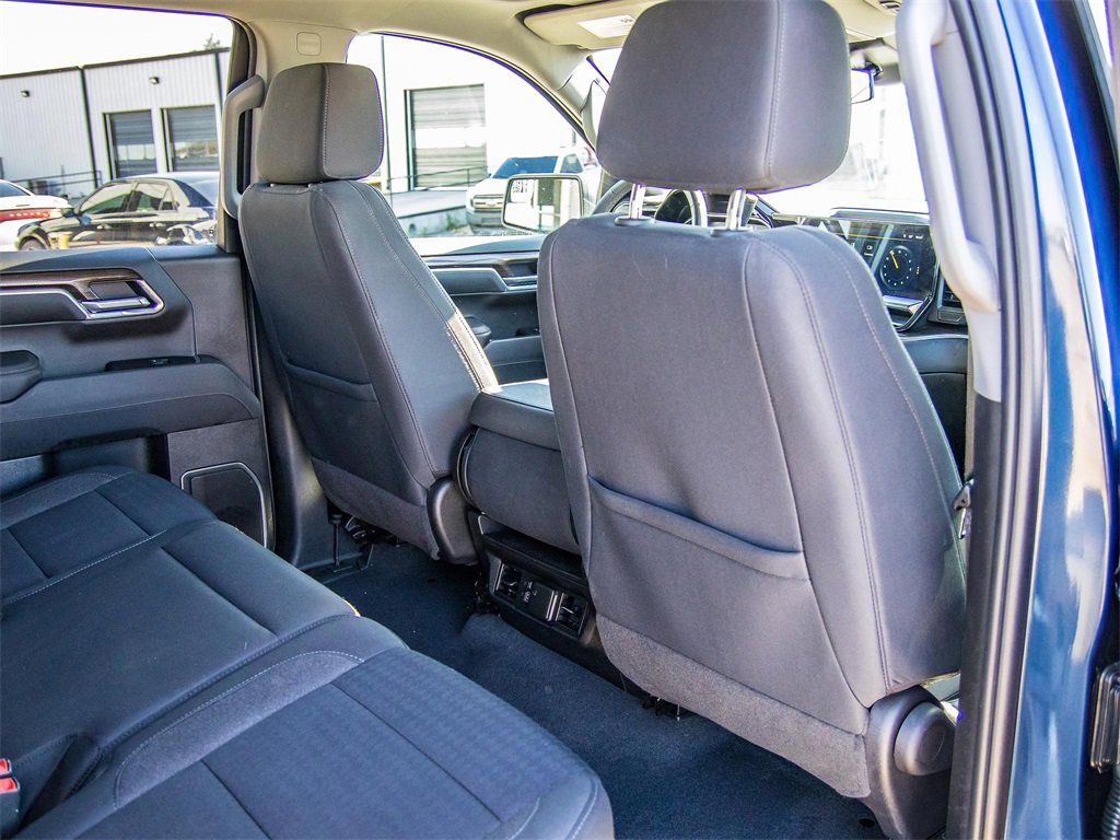 Used 2023 Chevrolet Silverado 1500 LT image 18