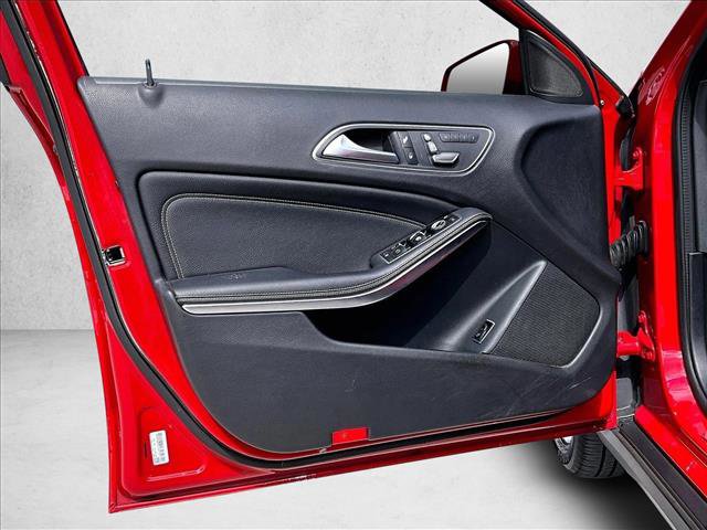 Used 2020 Mercedes-Benz GLA 250 4MATIC image 18