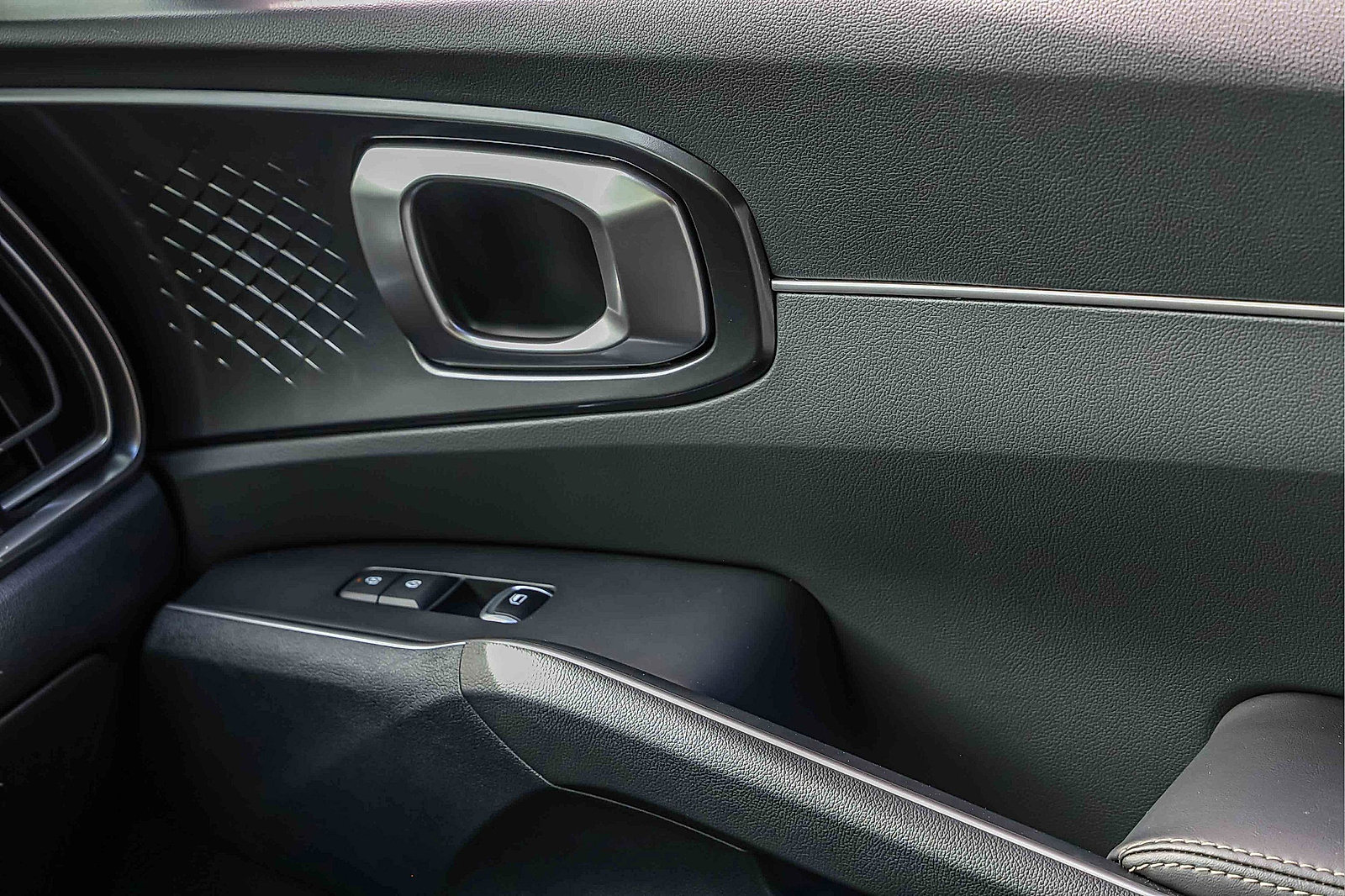 Certified 2026 Kia Sorento S FWD image 15