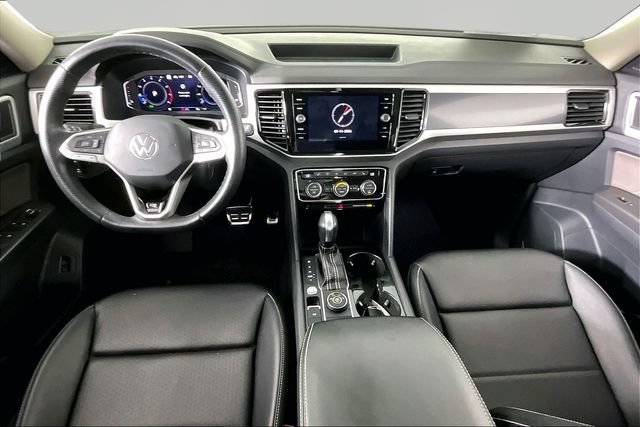 Used 2023 Volkswagen Atlas SEL R-Line AWD/4WD image 7