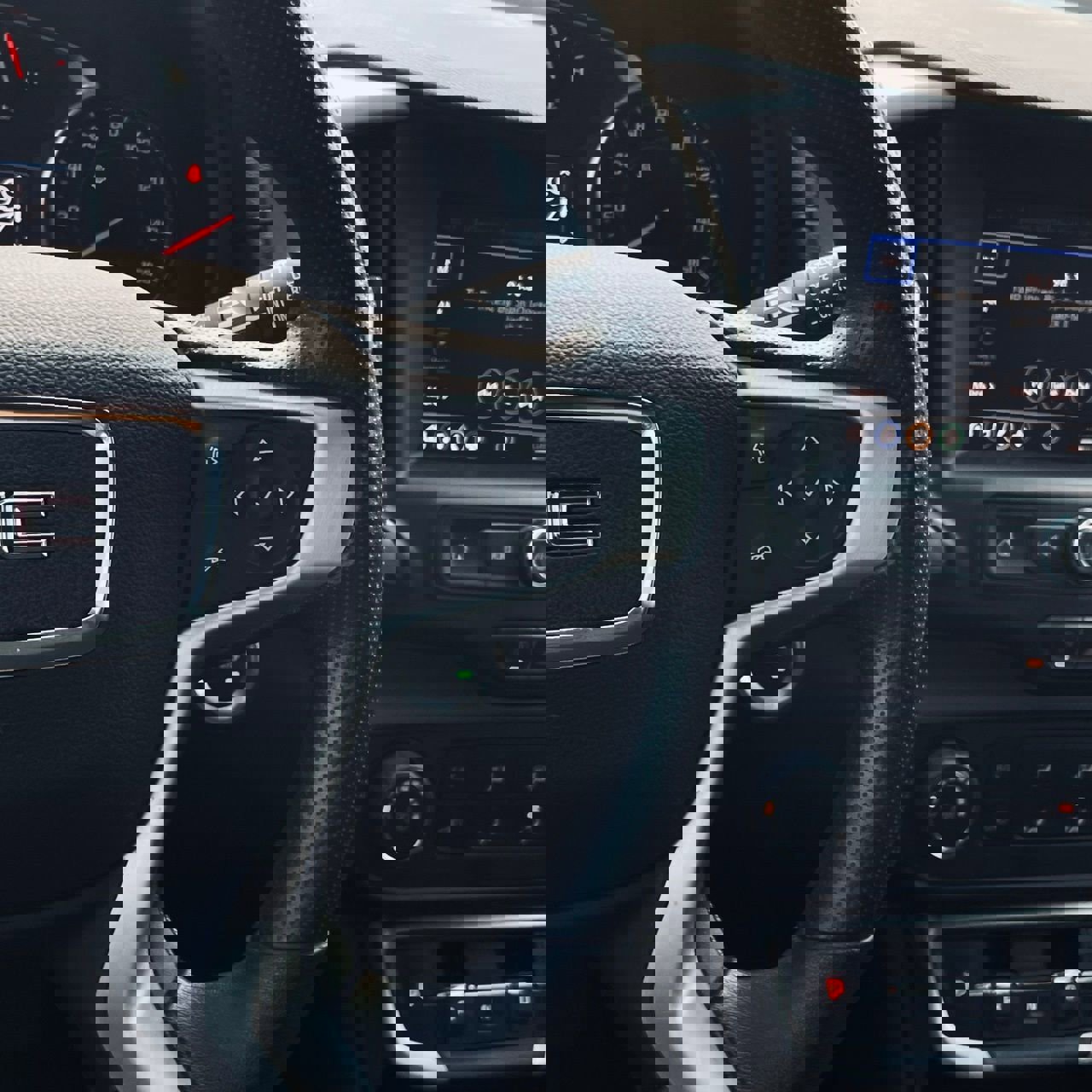 Used 2024 GMC Terrain SLE image 14