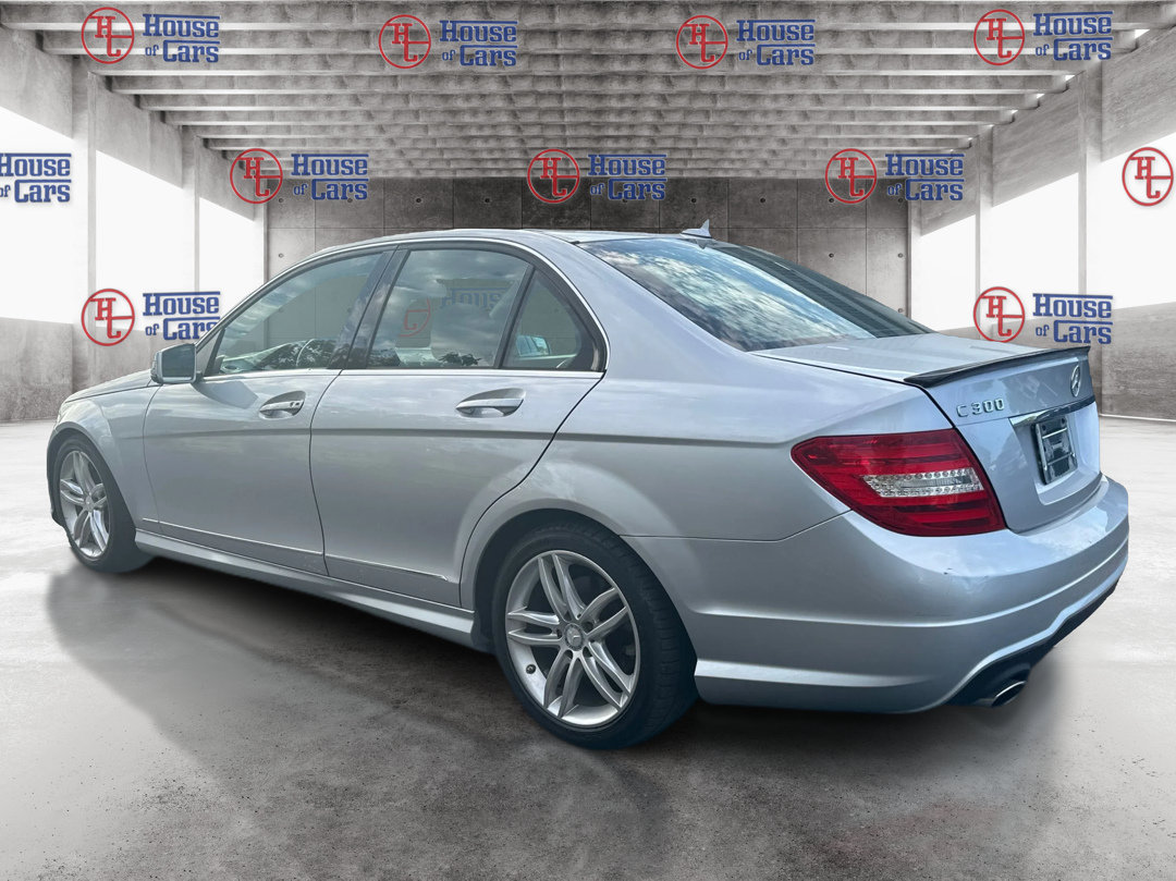 Used 2012 Mercedes-Benz C 300 4MATIC Sedan image 7