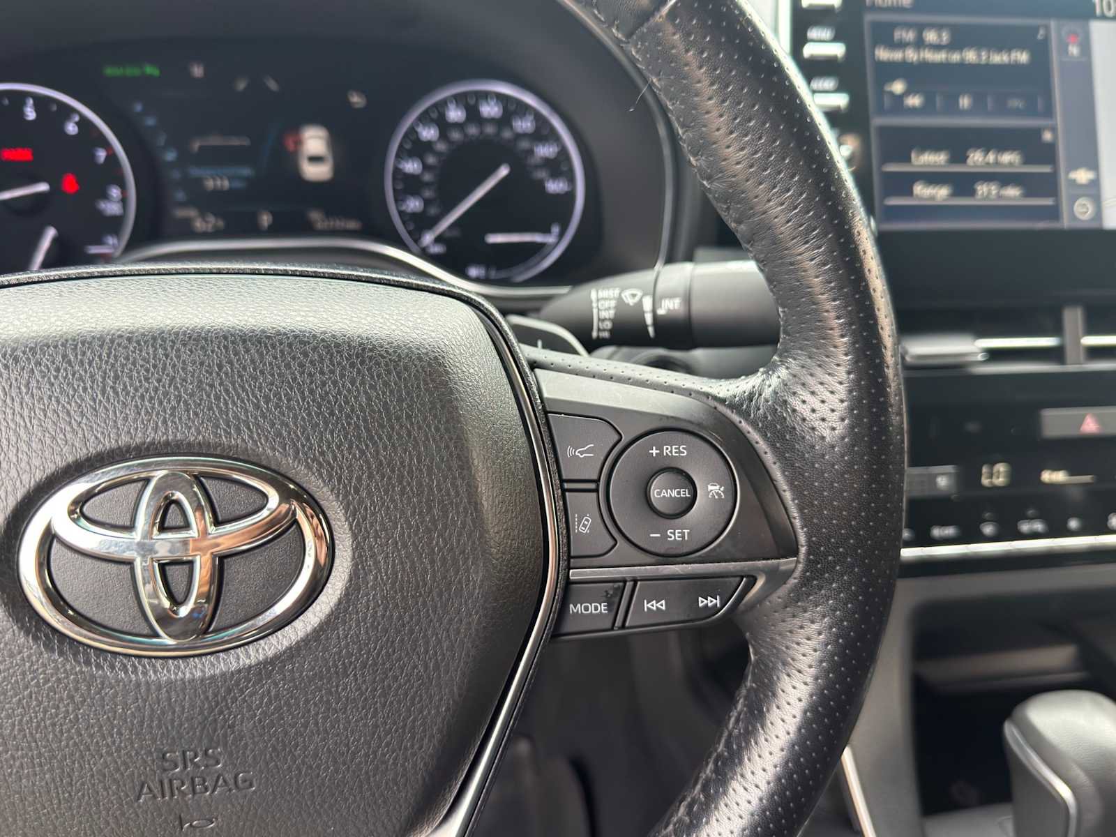 Used 2019 Toyota Avalon Touring w/ Advanced Safety Package FWD image 21