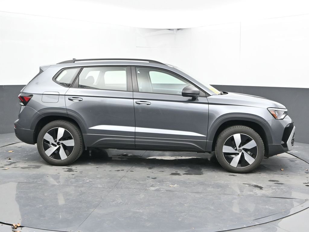 Used 2025 Volkswagen Taos S image 11