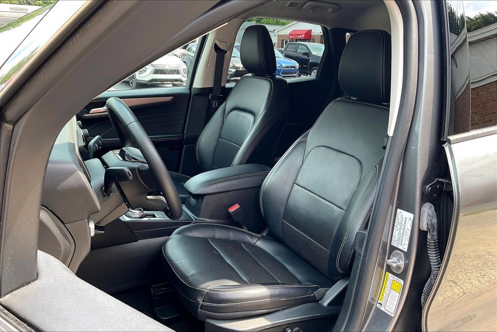 Used 2022 Ford Escape SEL AWD/4WD image 24