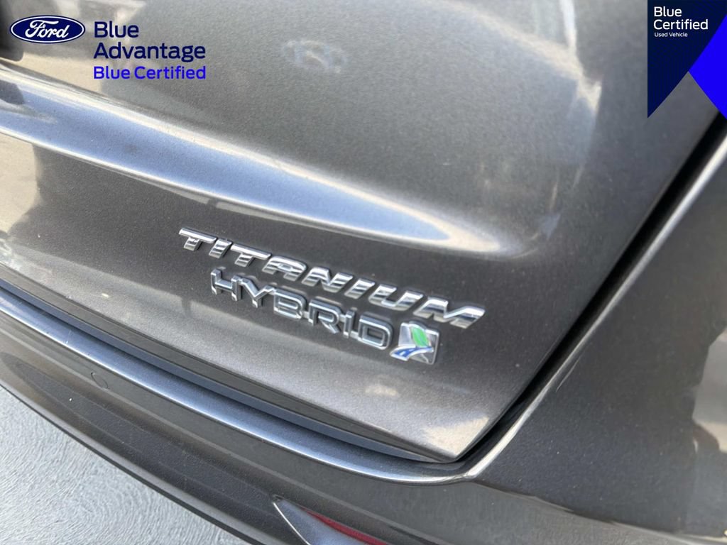 Used 2019 Ford Fusion Titanium FWD image 6