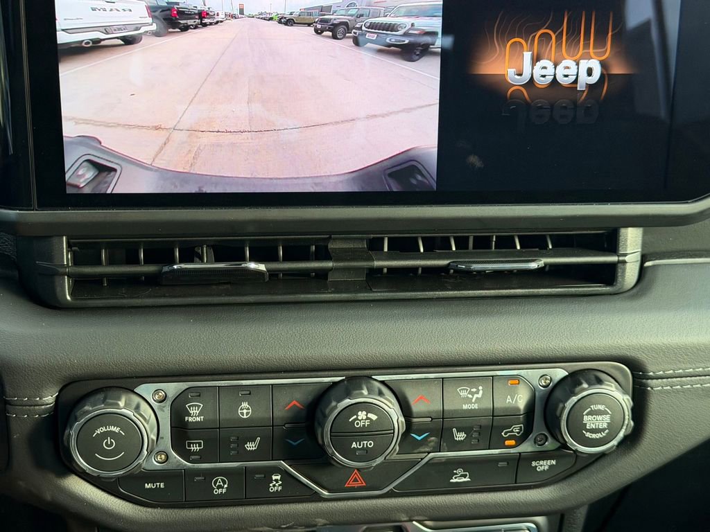 New 2026 Jeep Gladiator Sport image 17