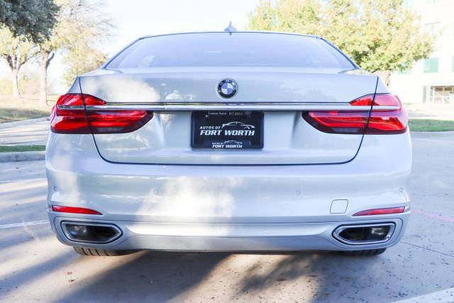 Used 2019 BMW 740i w/ Executive Package image 6
