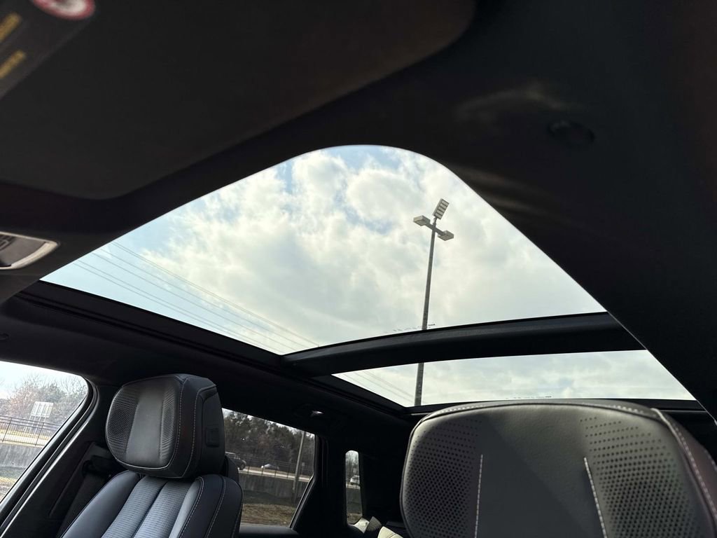 Used 2024 Cadillac Lyriq Luxury w/ LPO, Floor Liner Package image 18