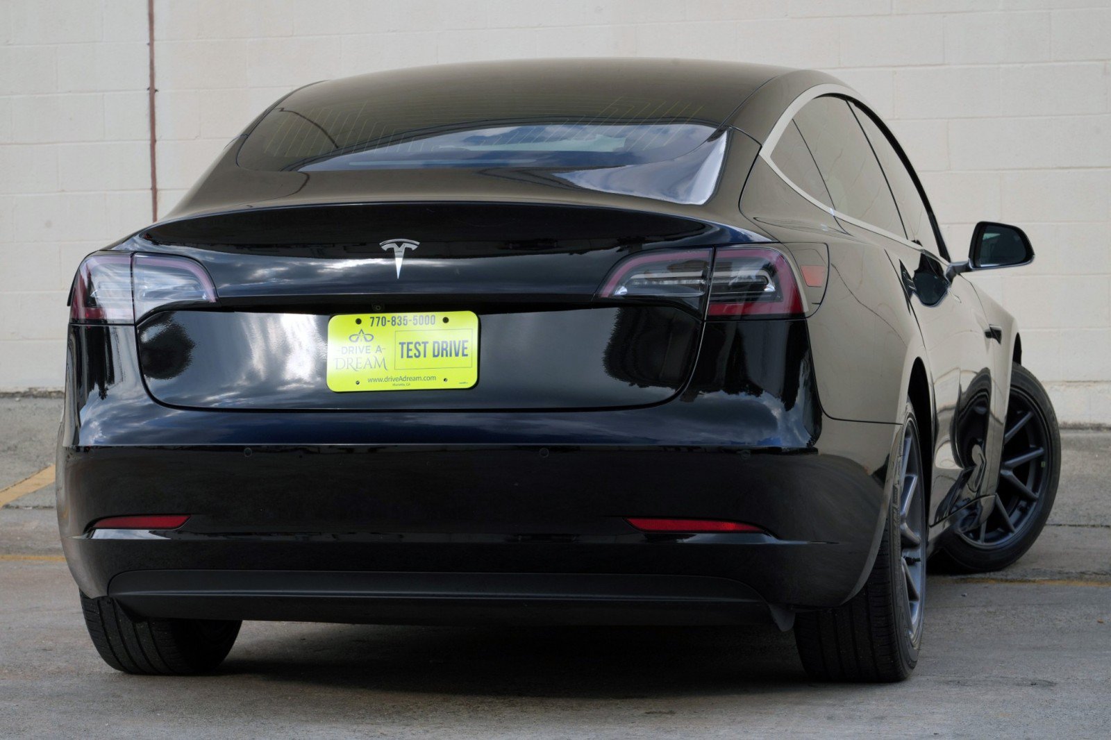 Used 2020 Tesla Model 3 Standard Range Plus RWD image 5