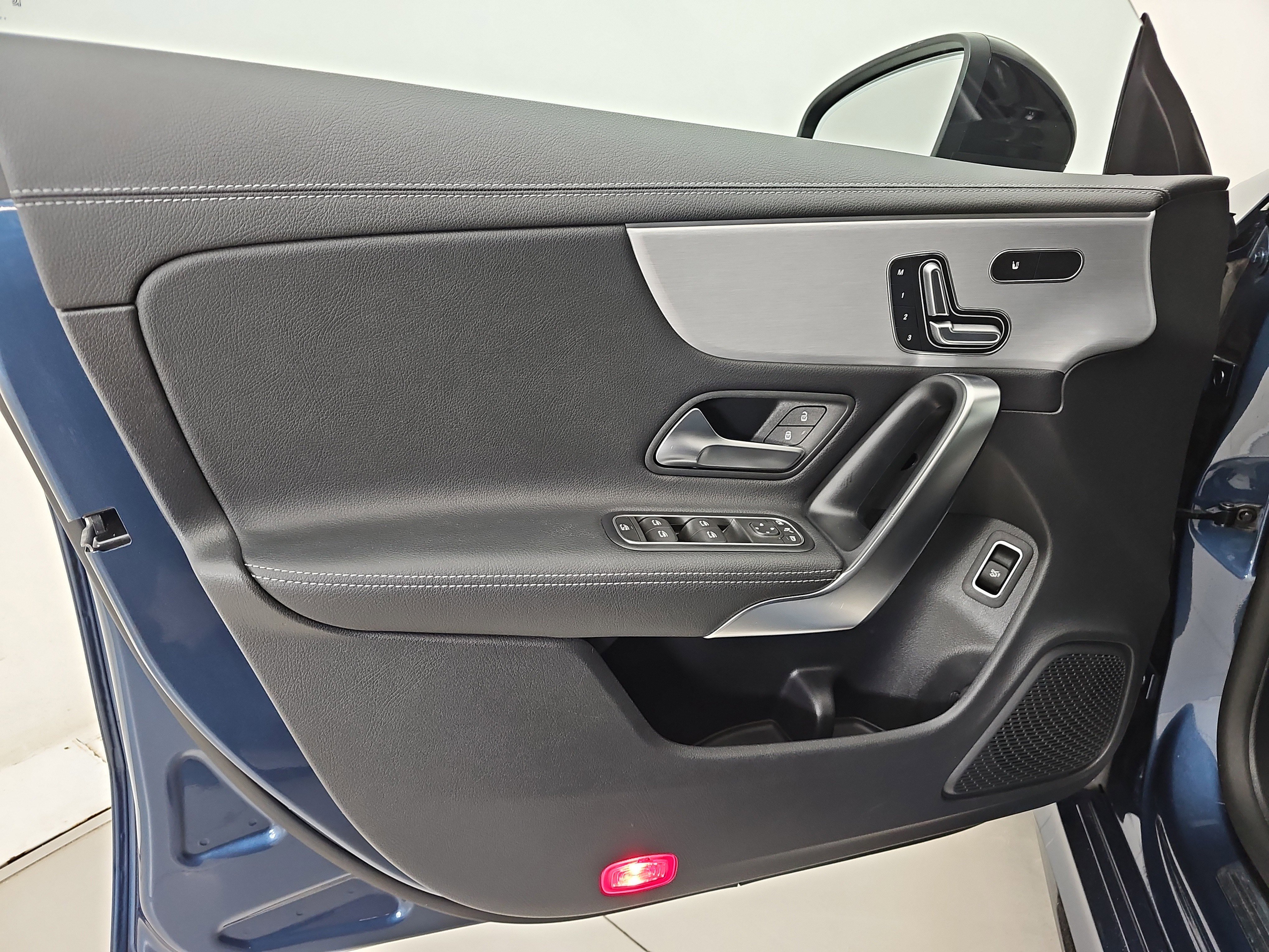 Used 2022 Mercedes-Benz CLA 35 AMG 4MATIC image 13