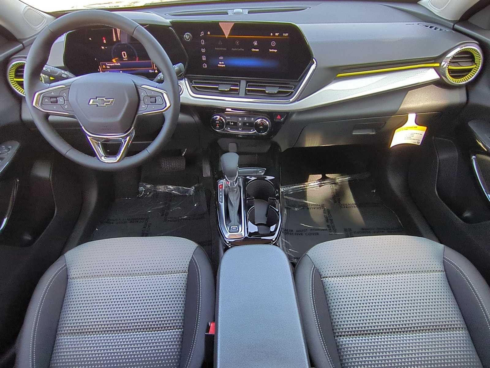 New 2026 Chevrolet Trax LT w/ Midnight Edition FWD image 13