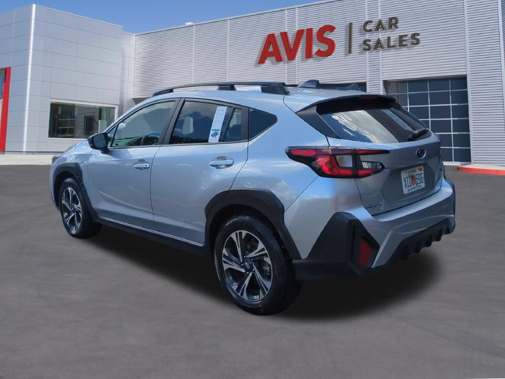 Used 2025 Subaru Crosstrek 2.5i Premium AWD/4WD image 9