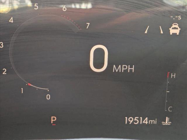 Used 2024 Buick Encore GX Sport Touring image 11