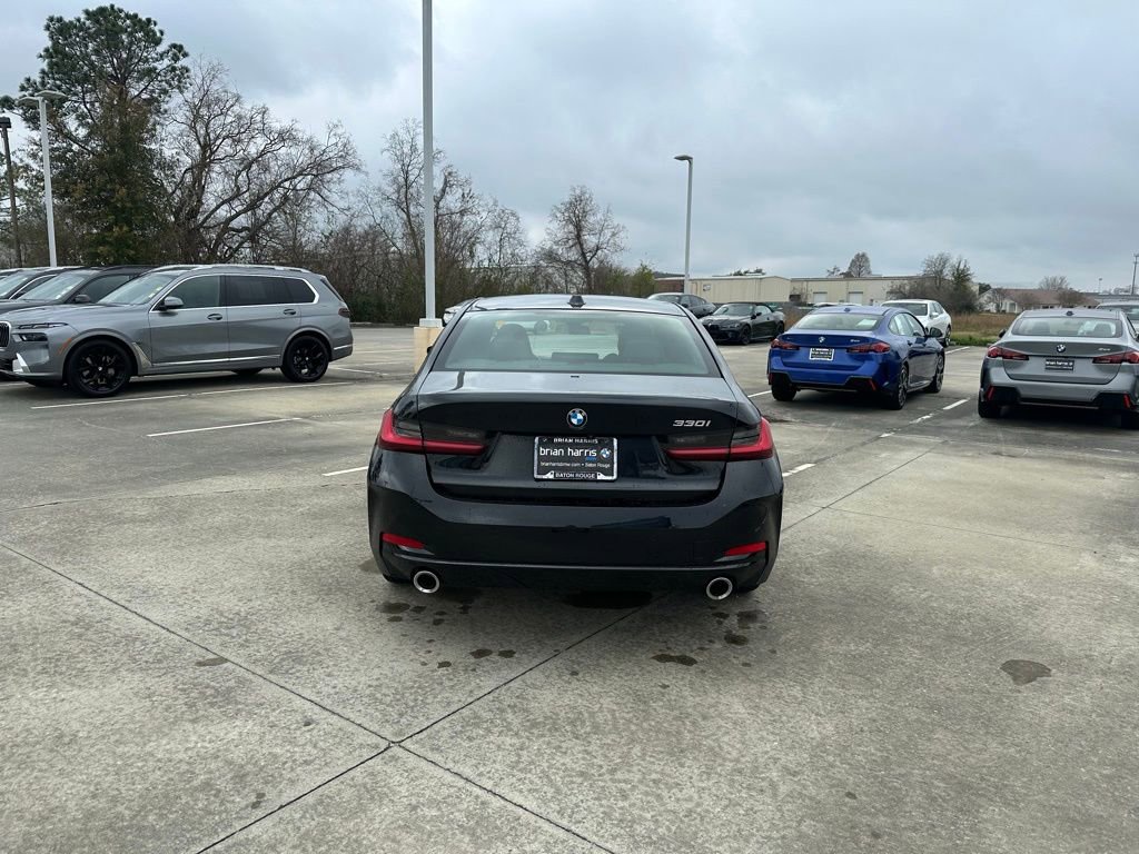 Certified 2023 BMW 330i Sedan w/ Premium Package image 4