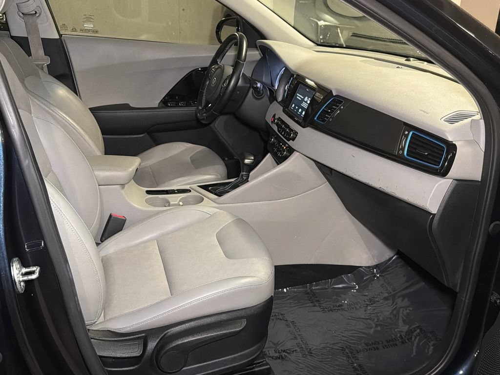 Used 2019 Kia Niro EX FWD image 10