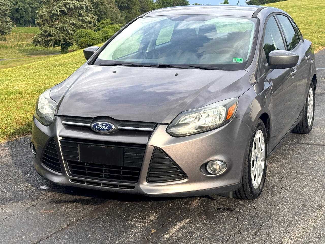 Used 2012 Ford Focus SE image 3