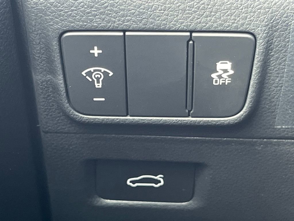 New 2026 Kia K5 LXS image 19