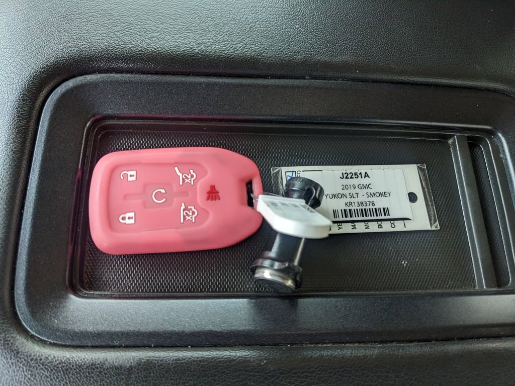 Used 2019 GMC Yukon SLT w/ Open Road Package RWD image 62