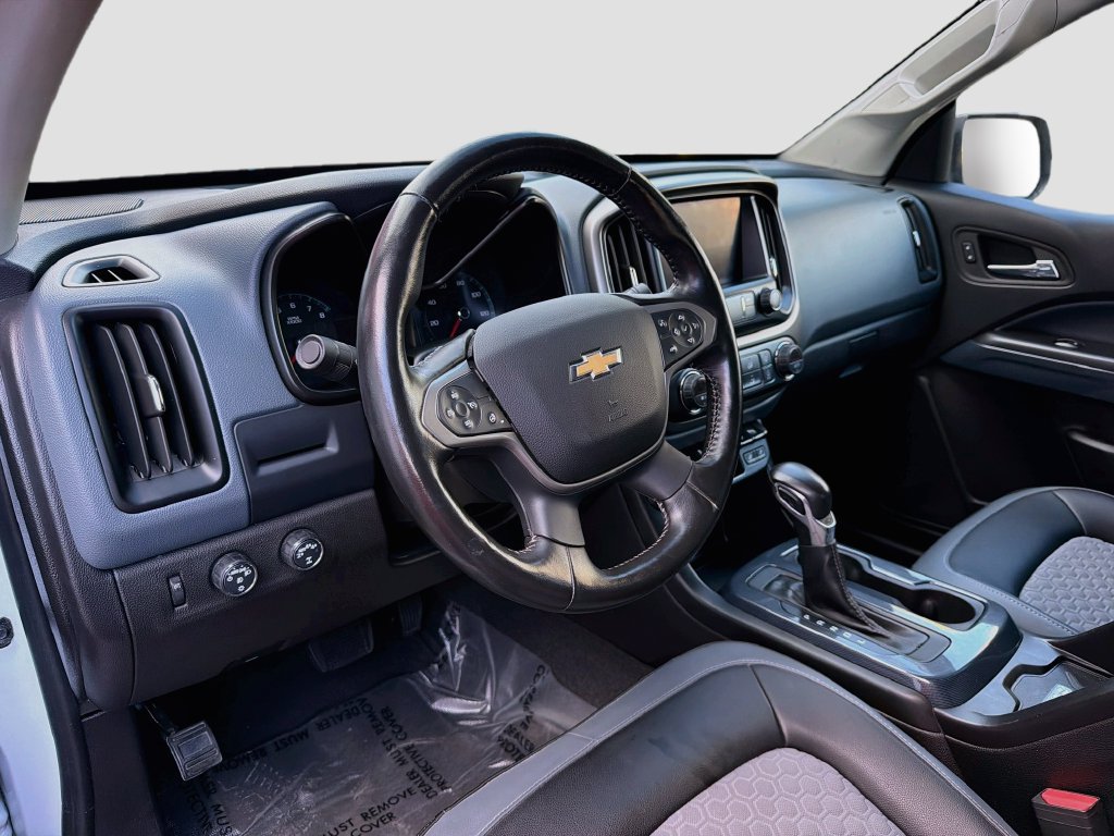 Used 2022 Chevrolet Colorado Z71 AWD/4WD image 9