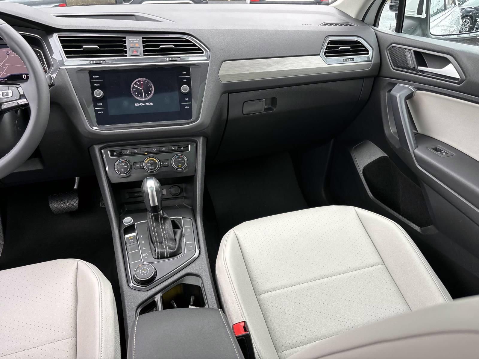 Used 2021 Volkswagen Tiguan SEL image 32