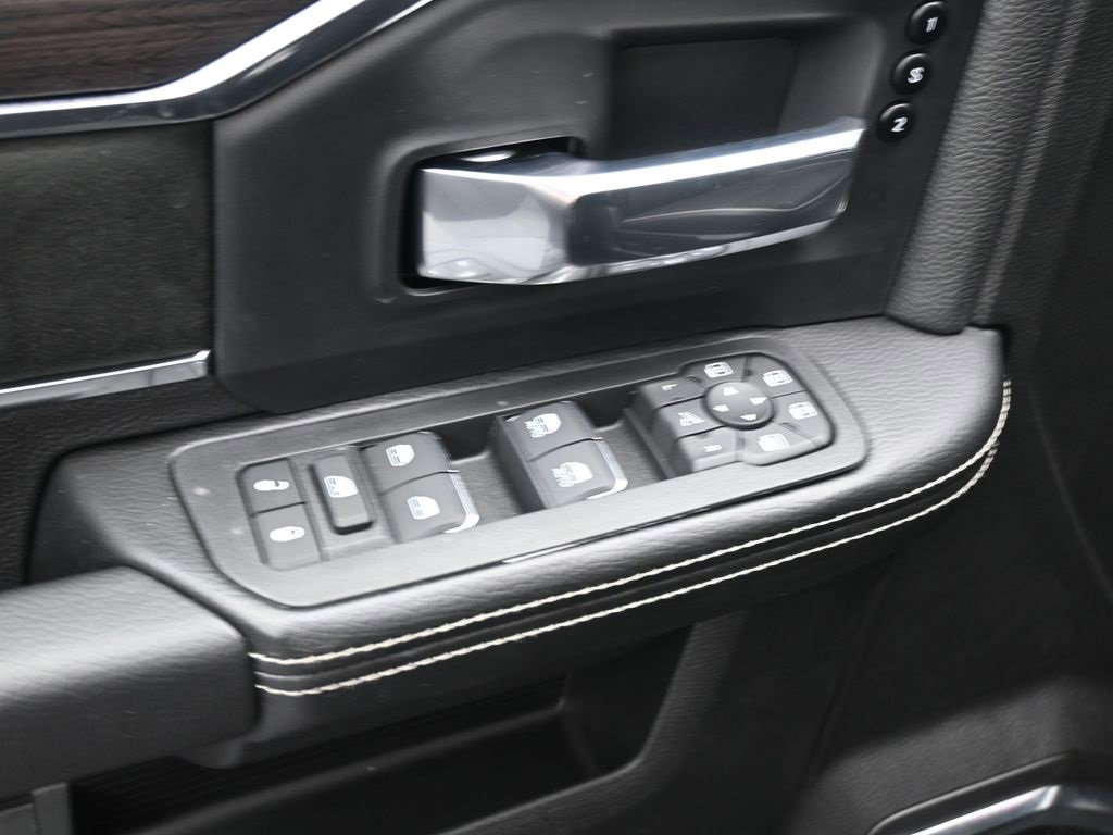 New 2026 RAM 2500 Laramie w/ Night Edition image 18