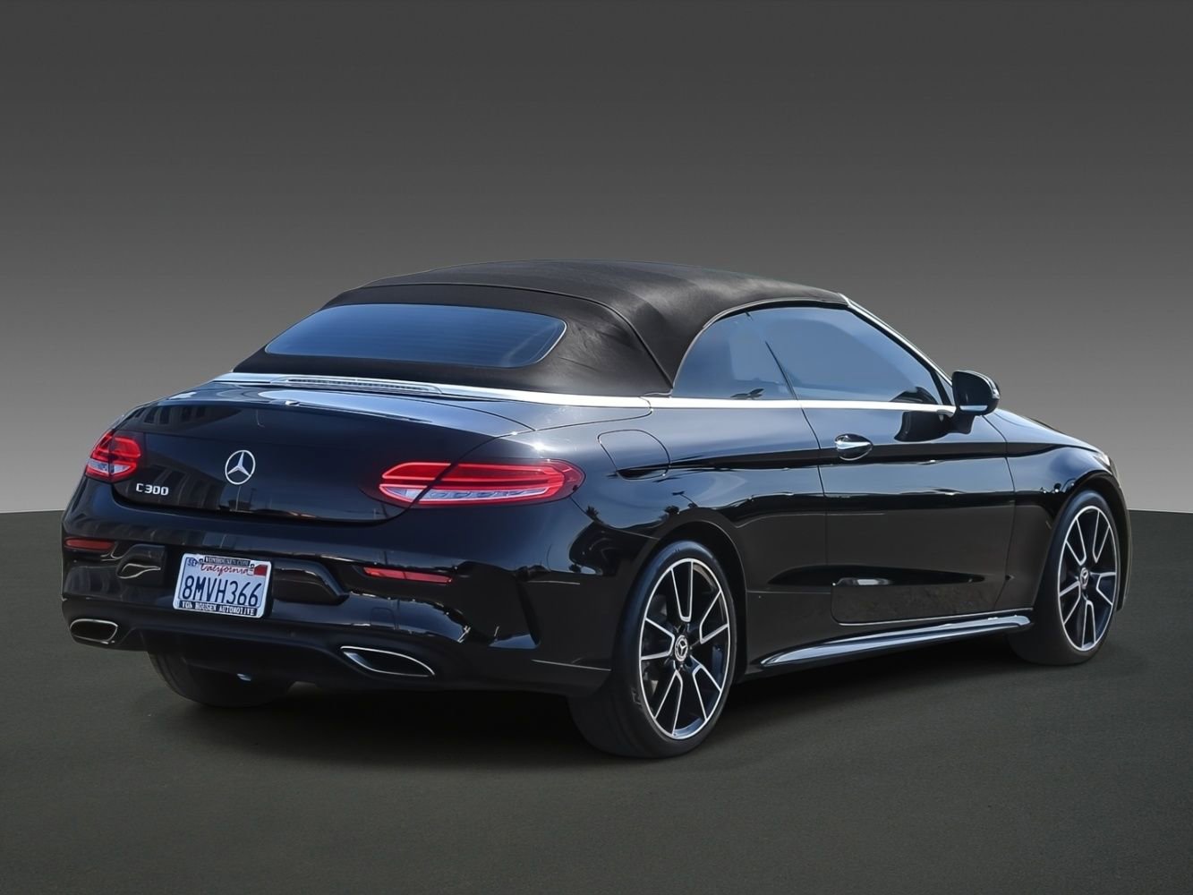 Used 2019 Mercedes-Benz C 300 Cabriolet image 4