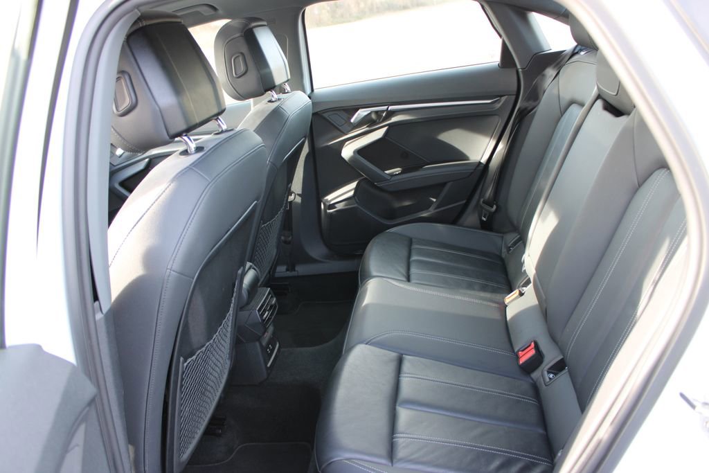 Used 2024 Audi A3 2.0T Premium image 18