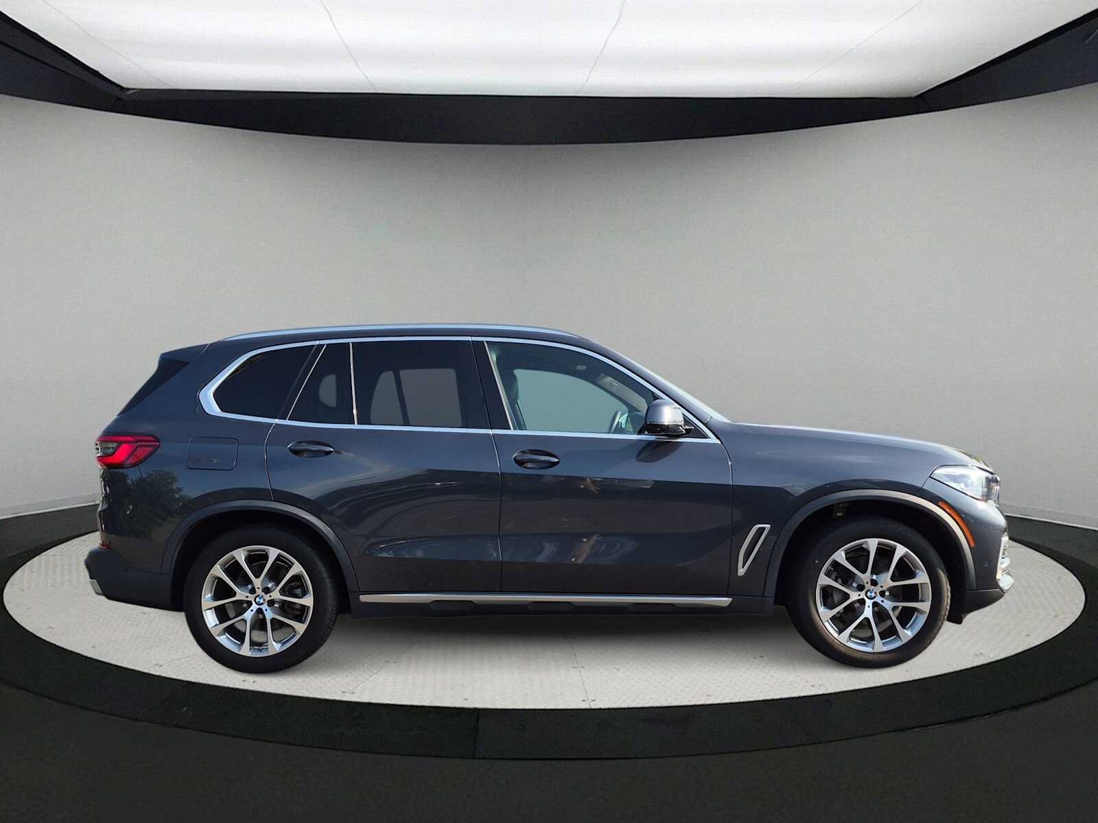 Used 2020 BMW X5 xDrive40i w/ Premium Package AWD/4WD image 9