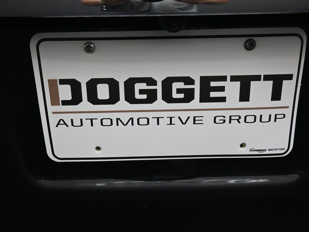 Used 2024 GMC Terrain SLE image 24