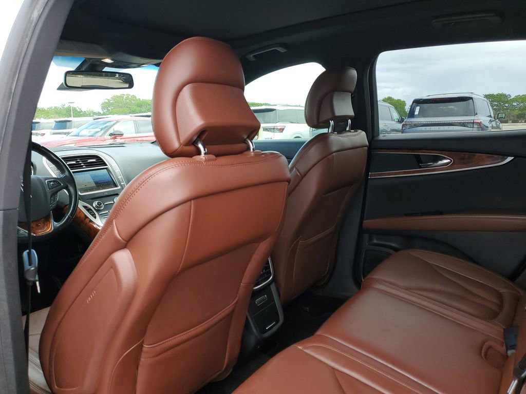 Used 2018 Lincoln MKX Reserve w/ Driver Assistance Package image 10