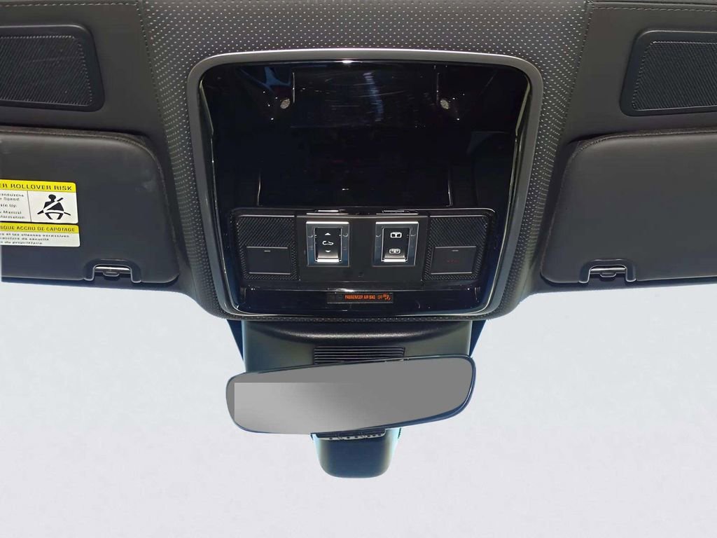 Used 2021 Land Rover Range Rover Autobiography Fifty Edition image 17