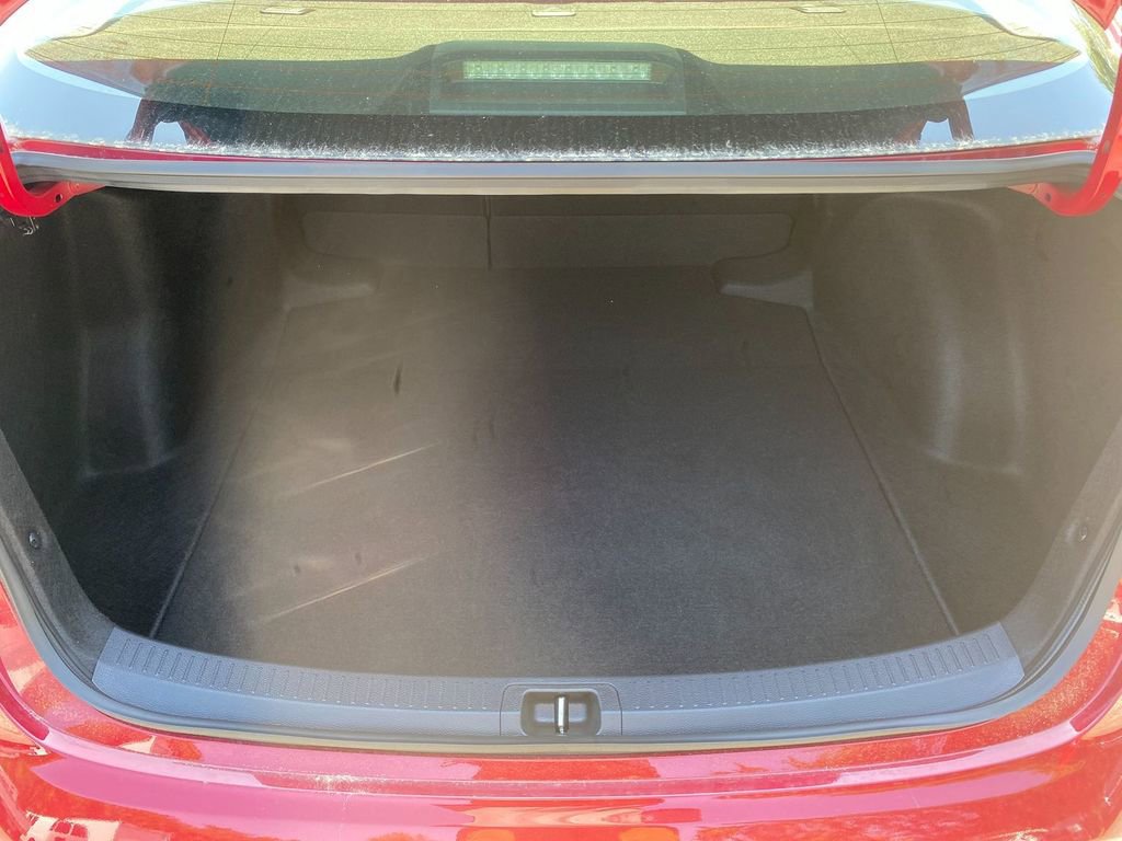 Used 2024 Toyota Corolla LE image 28