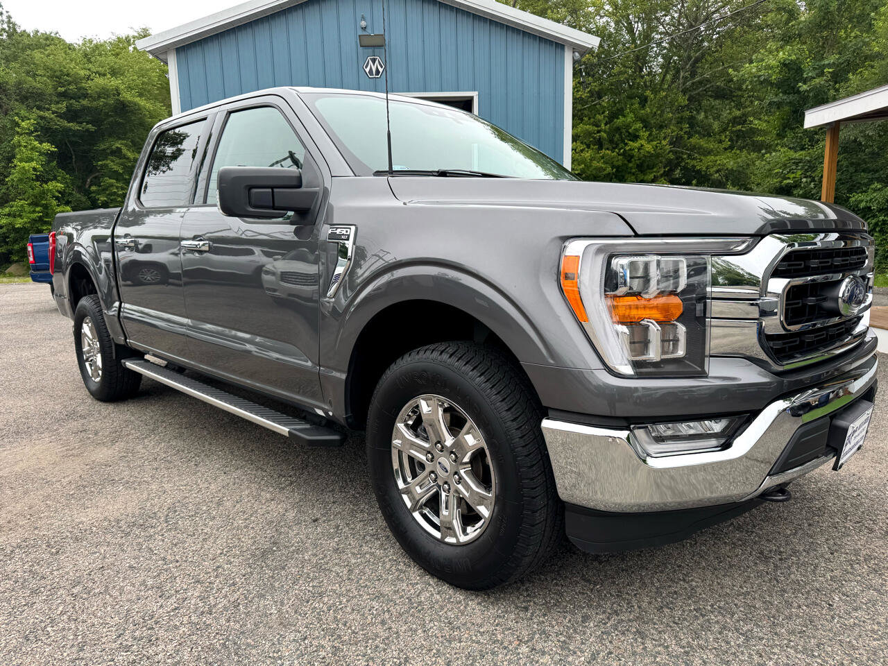Used 2022 Ford F150 XLT w/ Equipment Group 302A High image 13