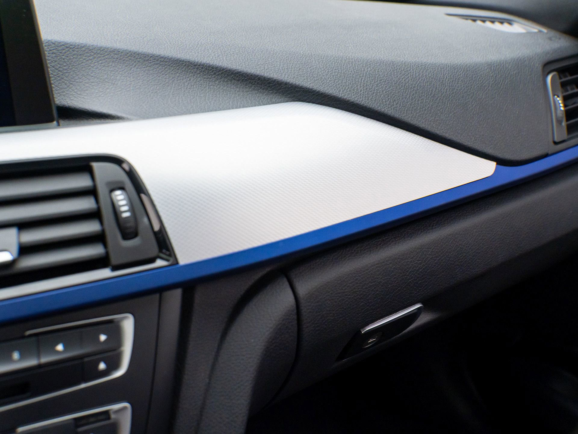 Used 2014 BMW 335i xDrive Sedan image 30