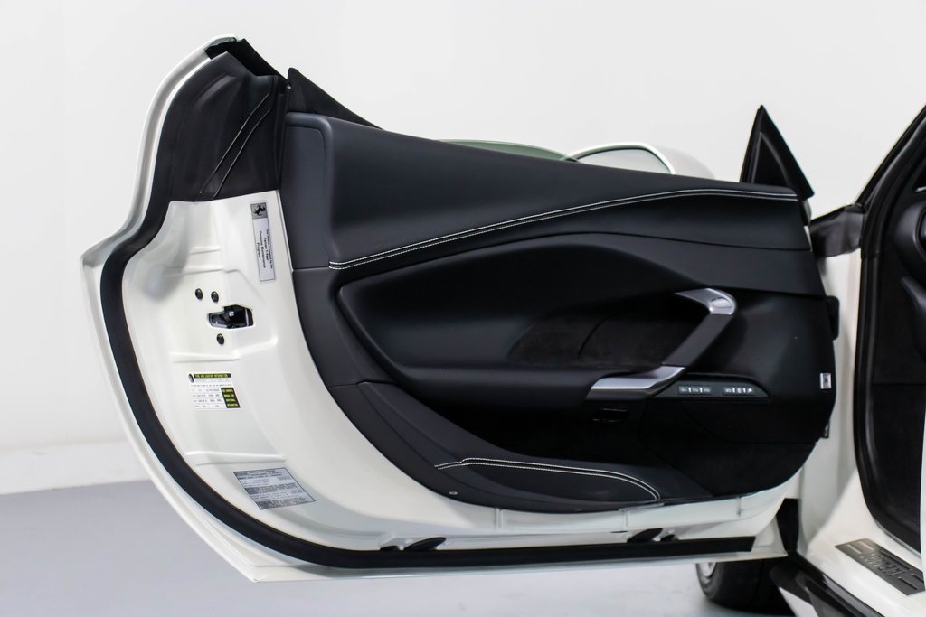 Certified 2025 Ferrari 296 GTS image 35