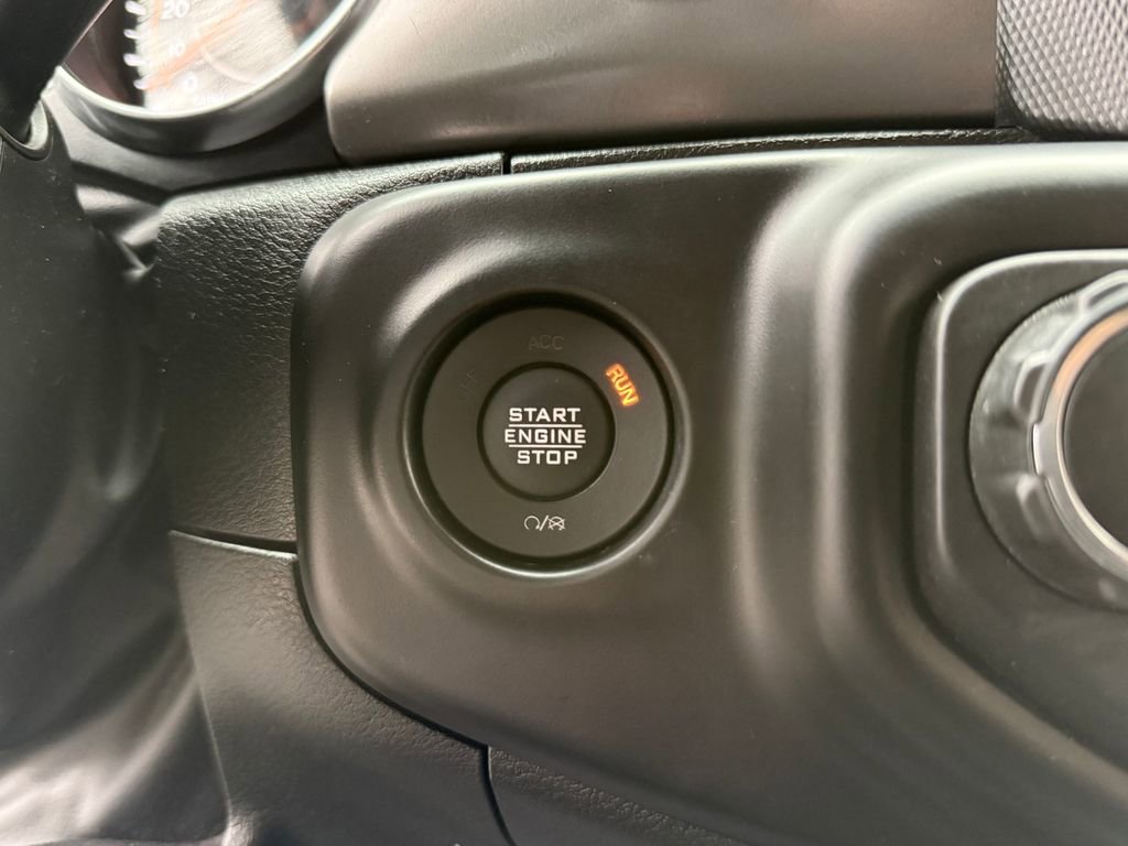 Used 2022 Jeep Wrangler Unlimited Sport image 10