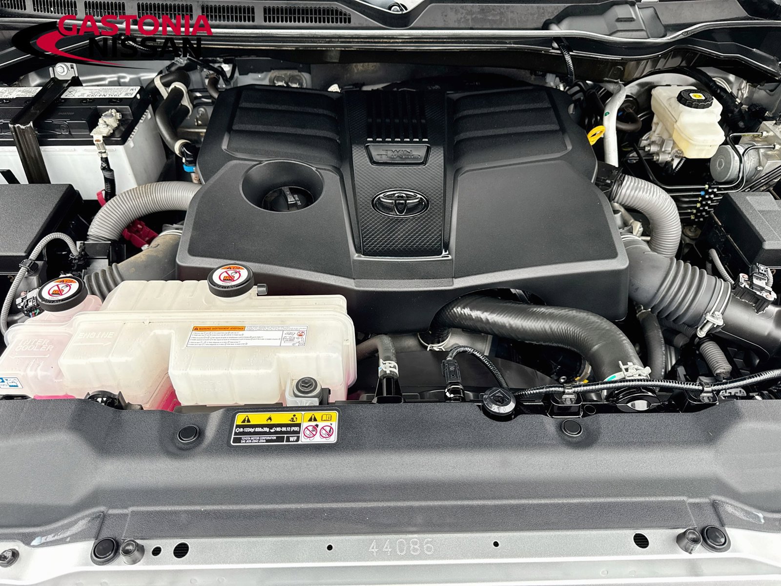 Used 2024 Toyota Tundra SR5 AWD/4WD image 37