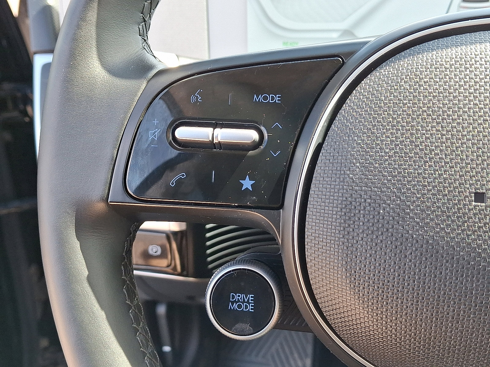 Used 2024 Hyundai Ioniq 5 Limited image 21