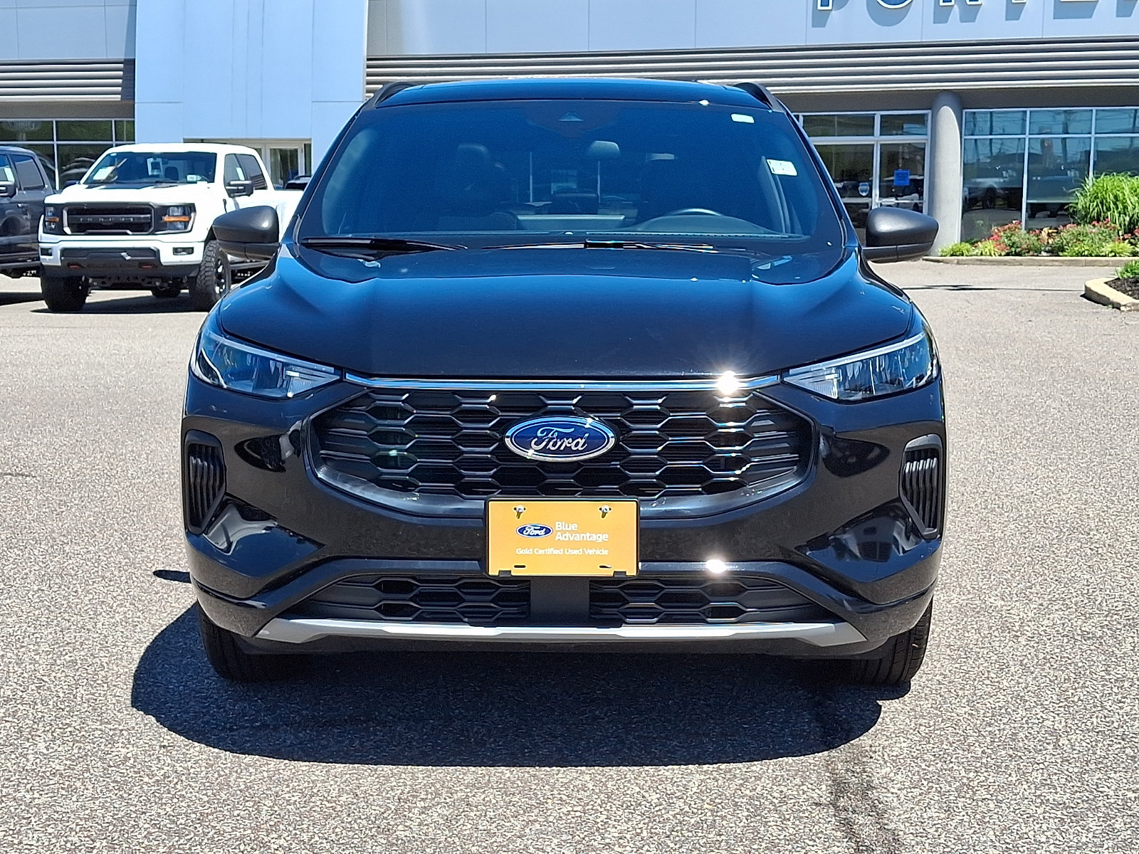Certified 2024 Ford Escape ST-Line w/ Tech Pack #1 AWD/4WD image 3