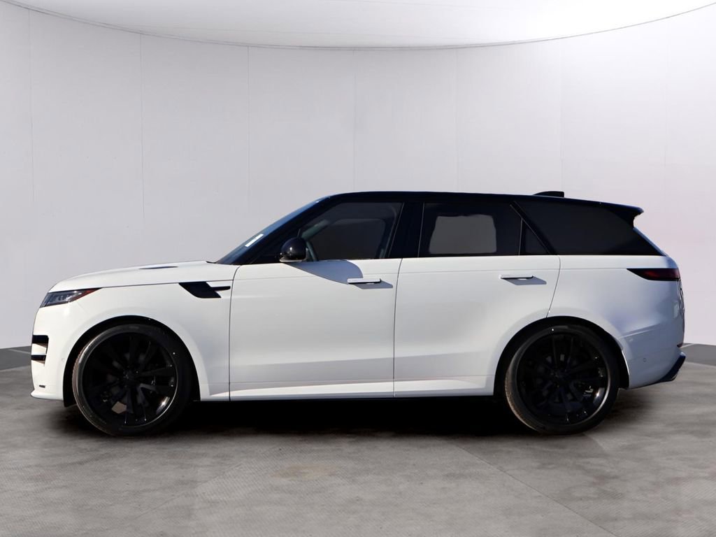 New 2026 Land Rover Range Rover Sport Dynamic SE image 4