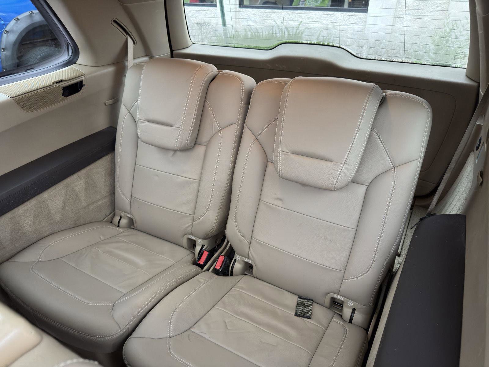 Used 2014 Mercedes-Benz GL 550 4MATIC image 32