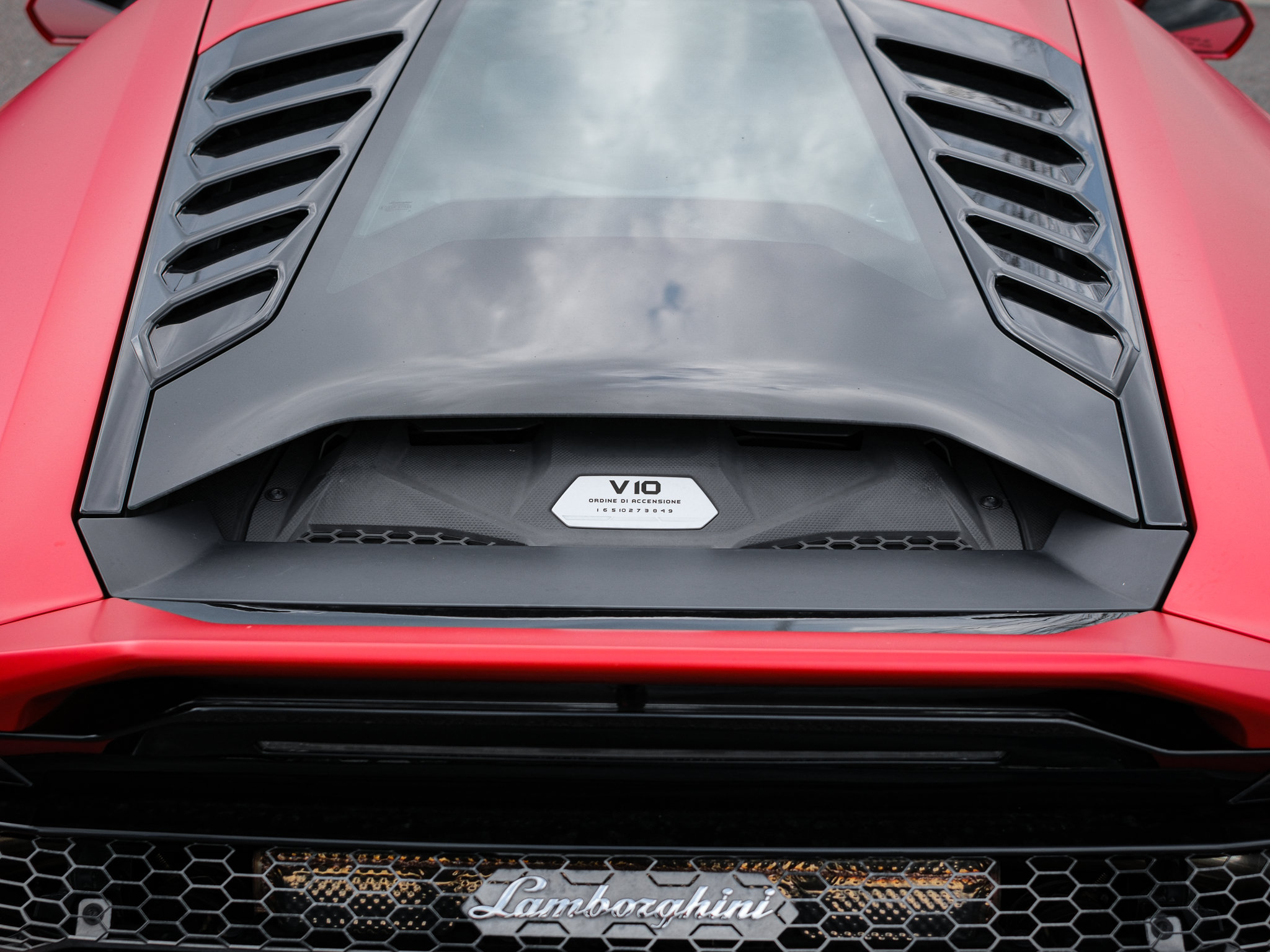 Used 2021 Lamborghini Huracan EVO RWD image 31