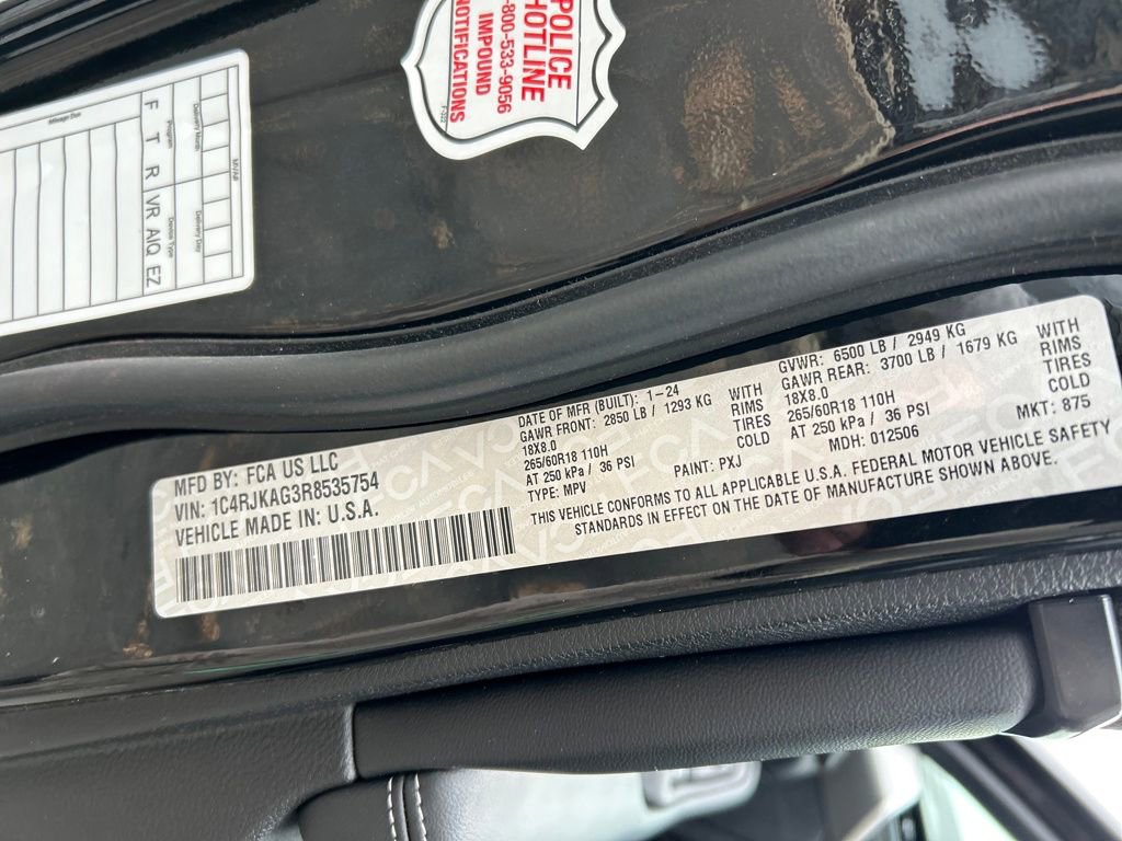 Used 2024 Jeep Grand Cherokee L Laredo image 38