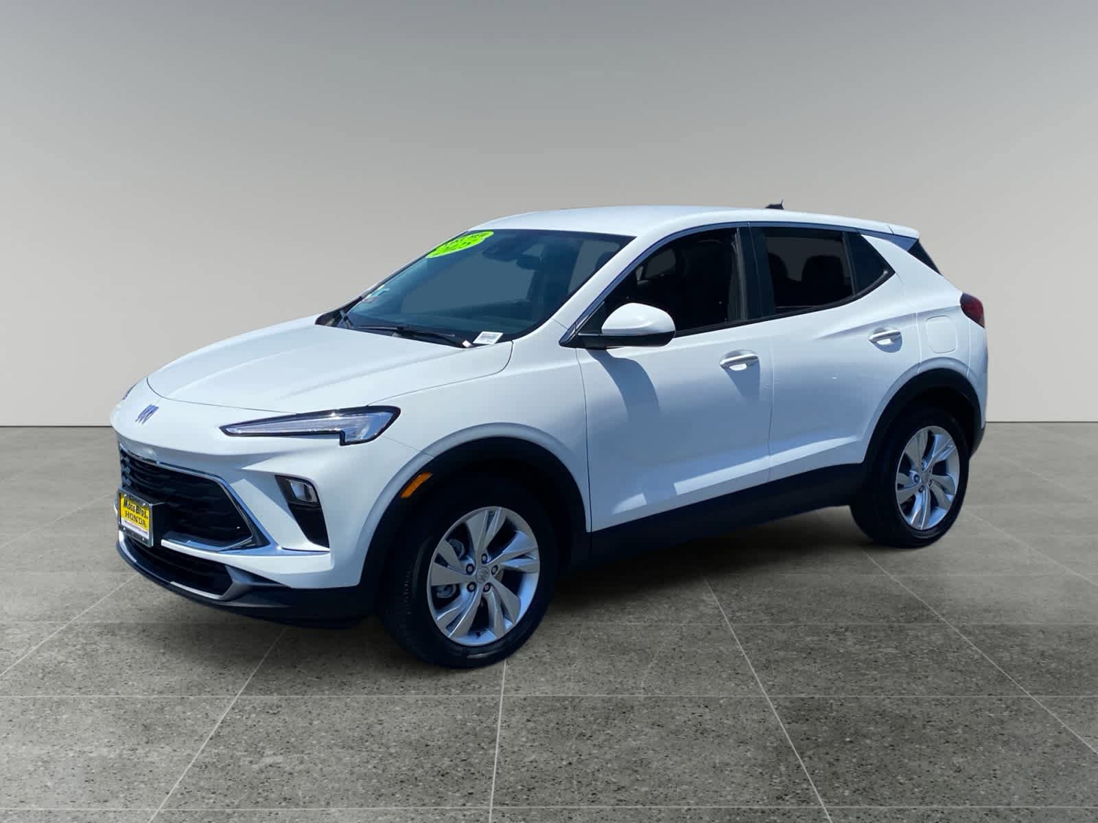 Used 2025 Buick Encore GX Preferred FWD image 1