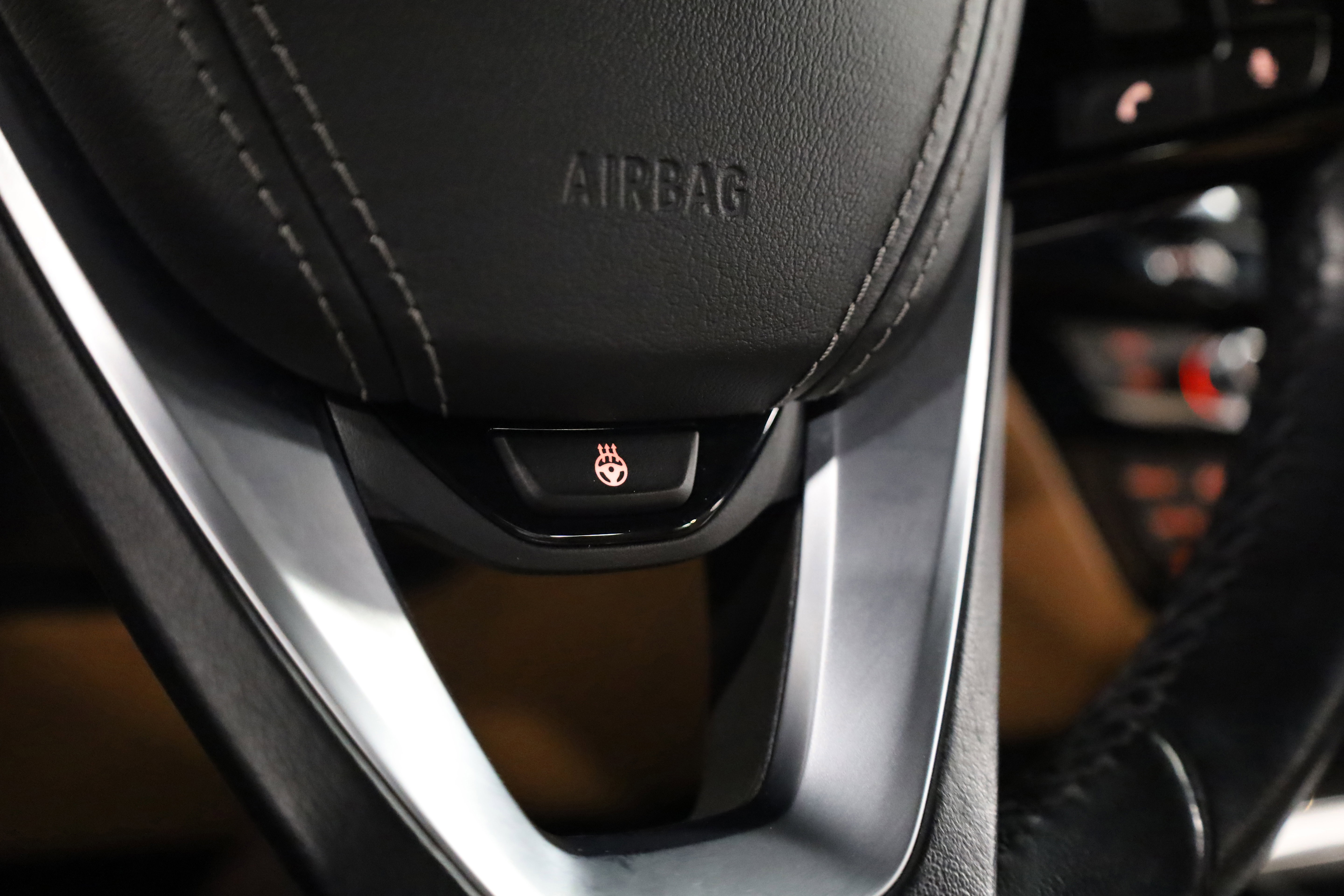 Used 2019 BMW 540i xDrive w/ Convenience Package image 26