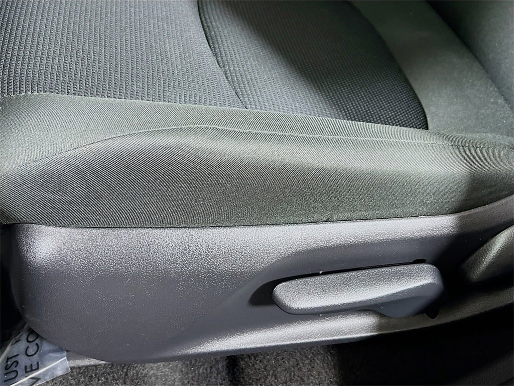 Certified 2025 Toyota RAV4 LE image 18