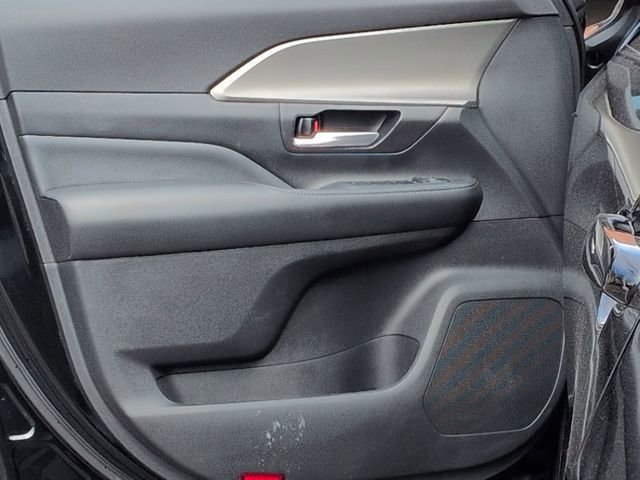 Certified 2025 Toyota Grand Highlander AWD image 14