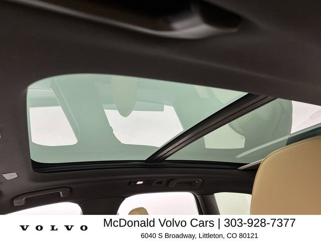 Certified 2023 Volvo XC60 B5 Ultimate w/ Climate Package AWD/4WD image 22